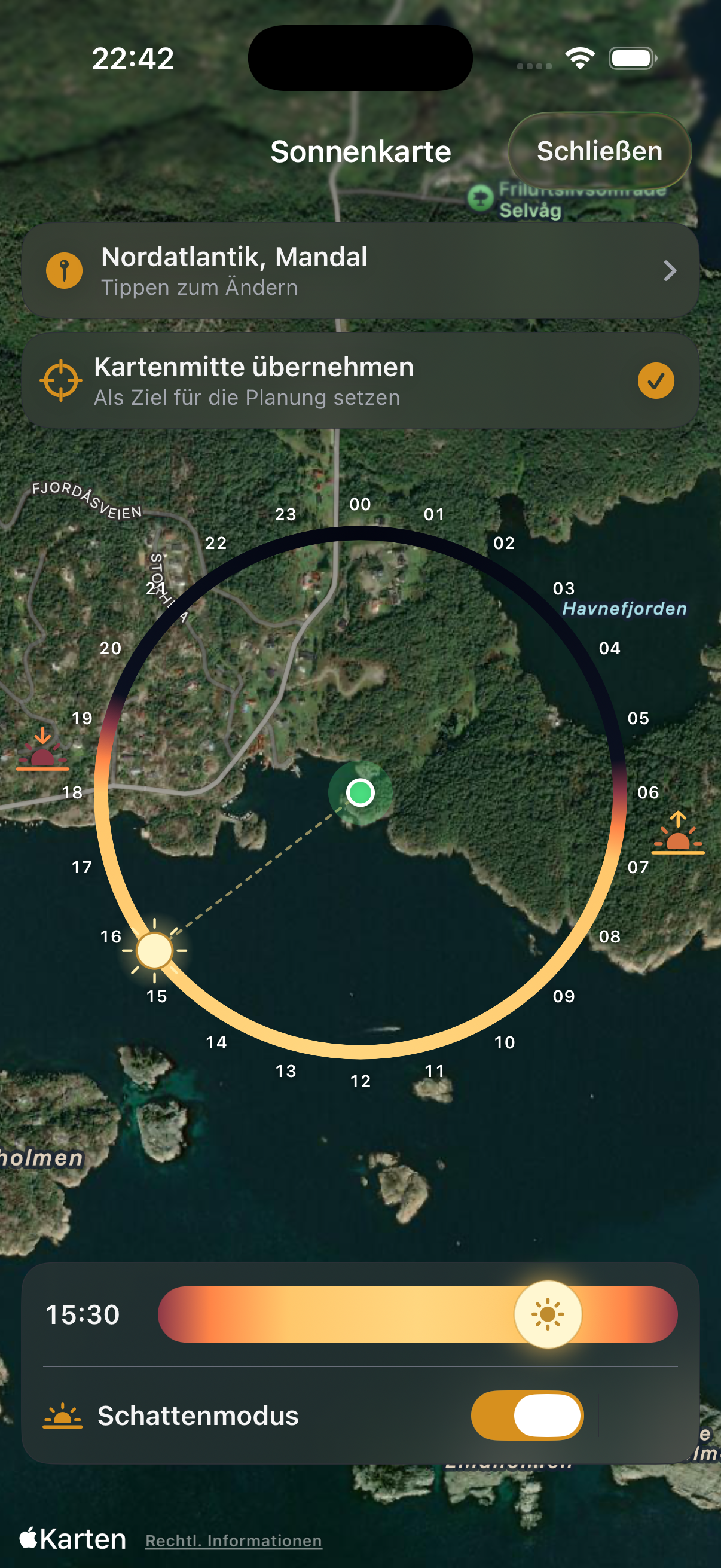 Sonnenkarte mit Sonnenbahn über Satellitenansicht